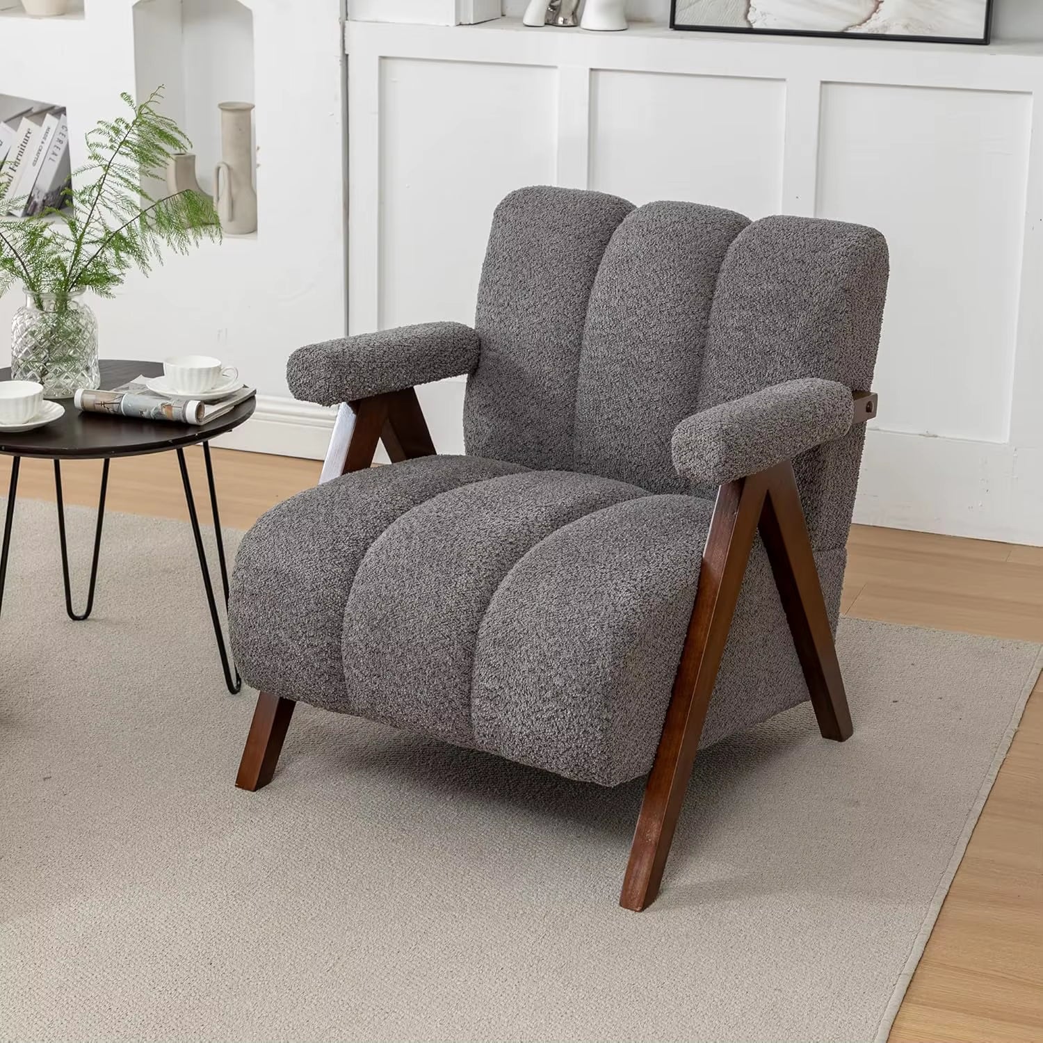 Mid Century Modern Accent Chair with Solid Wood Frame, Boucle Upholstered Living Room Chairs with Thick Cushion